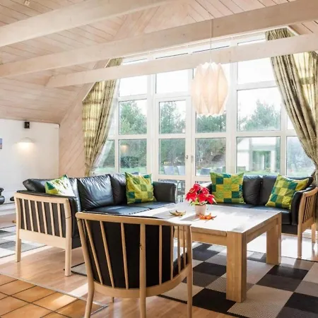 Vakantiehuis Holiday Lvi