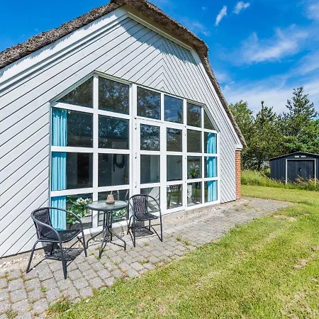 Vakantiehuis Holiday Lvi